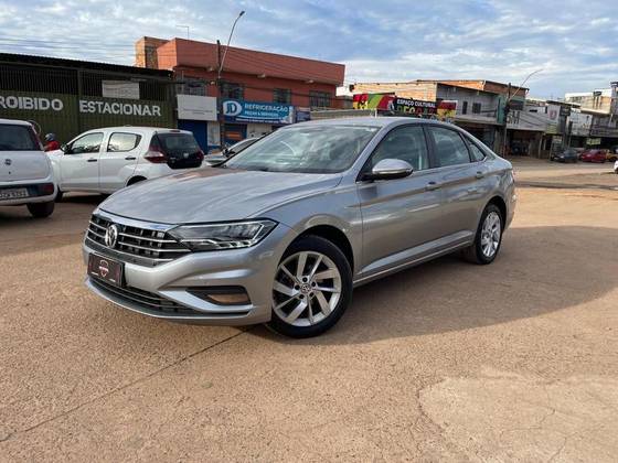 VOLKSWAGEN JETTA 1.4 250 TSI TOTAL FLEX COMFORTLINE TIPTRONIC VOLKSWAGEN JETTA 1.4 250 TSI TOTAL FLEX COMFORTLINE TIPTRONIC